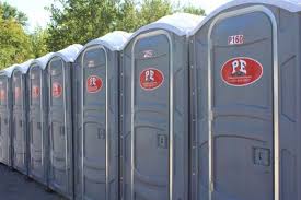 Best Portable Restroom Servicing (Cleaning and Restocking)  in Allouez, WI